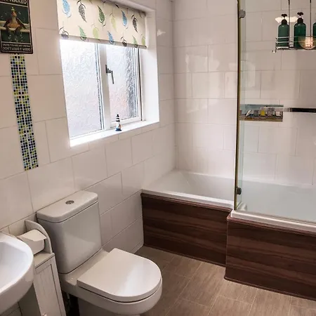 3 Bed Home, Sleeps 6, Private Garden & Patio, Free Parking Tatil Evi Whitby